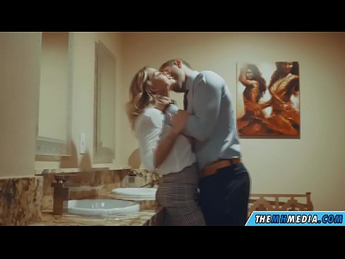 ❤️ Büyük memeli bir sarışın seni umumi tuvalette baştan çıkardığında ☑ Anal porno bize %tr.special-grasser.ru ❤